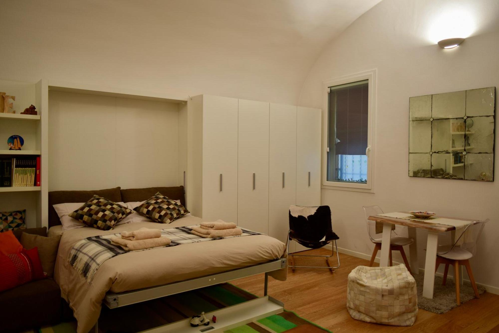 Casa Paradiso - Design Home In Bologna Center Bagian luar foto