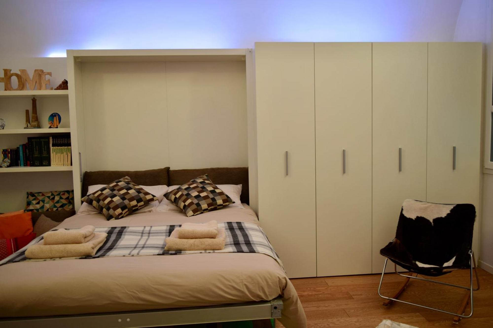 Casa Paradiso - Design Home In Bologna Center Bagian luar foto