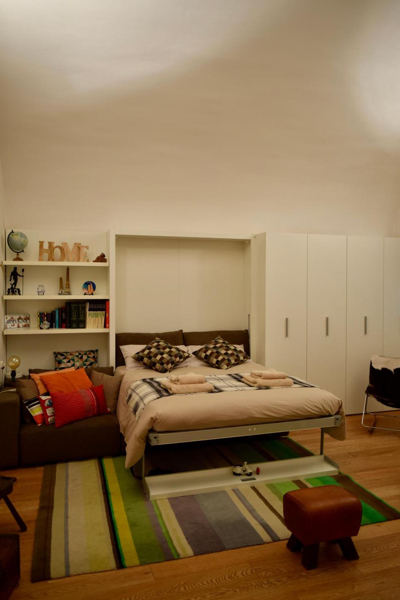 Casa Paradiso - Design Home In Bologna Center Bagian luar foto